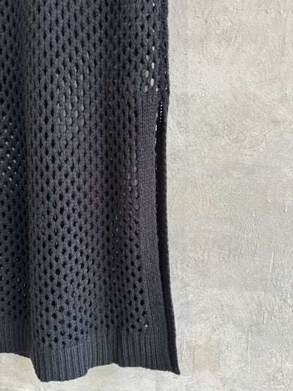 バックオープンメッシュニットワンピース／LHELBIE