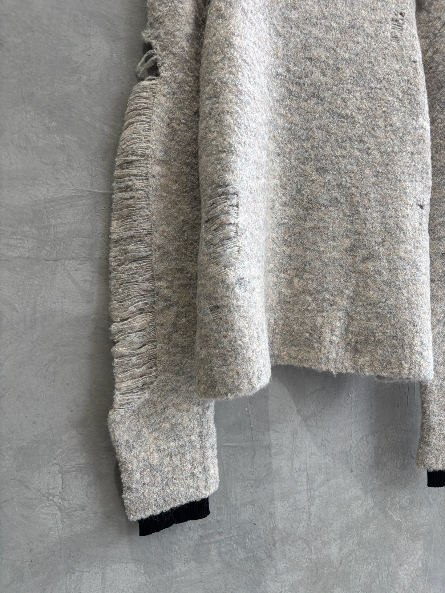 ループヤーンダメージニット／HCAE