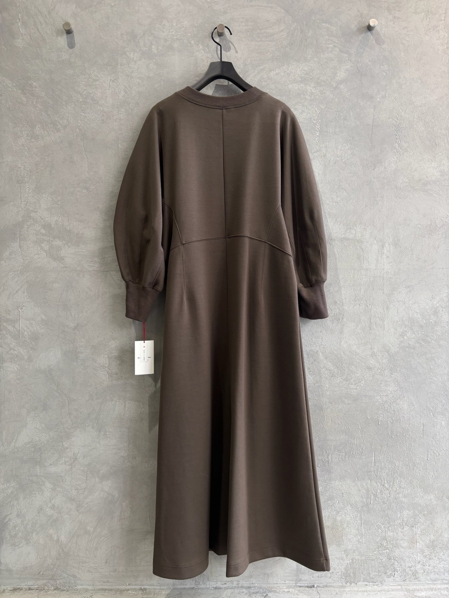 【再入荷】ドルマン切替ワンピース／Dignite collier