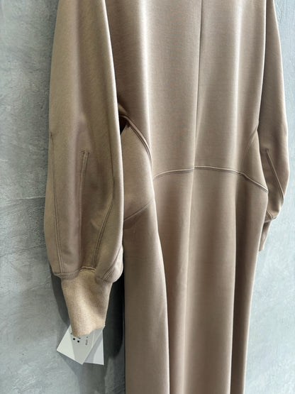 【再入荷】ドルマン切替ワンピース／Dignite collier