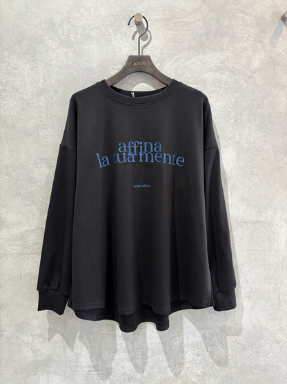 刺繍ロゴカットソー／Anna Kerry