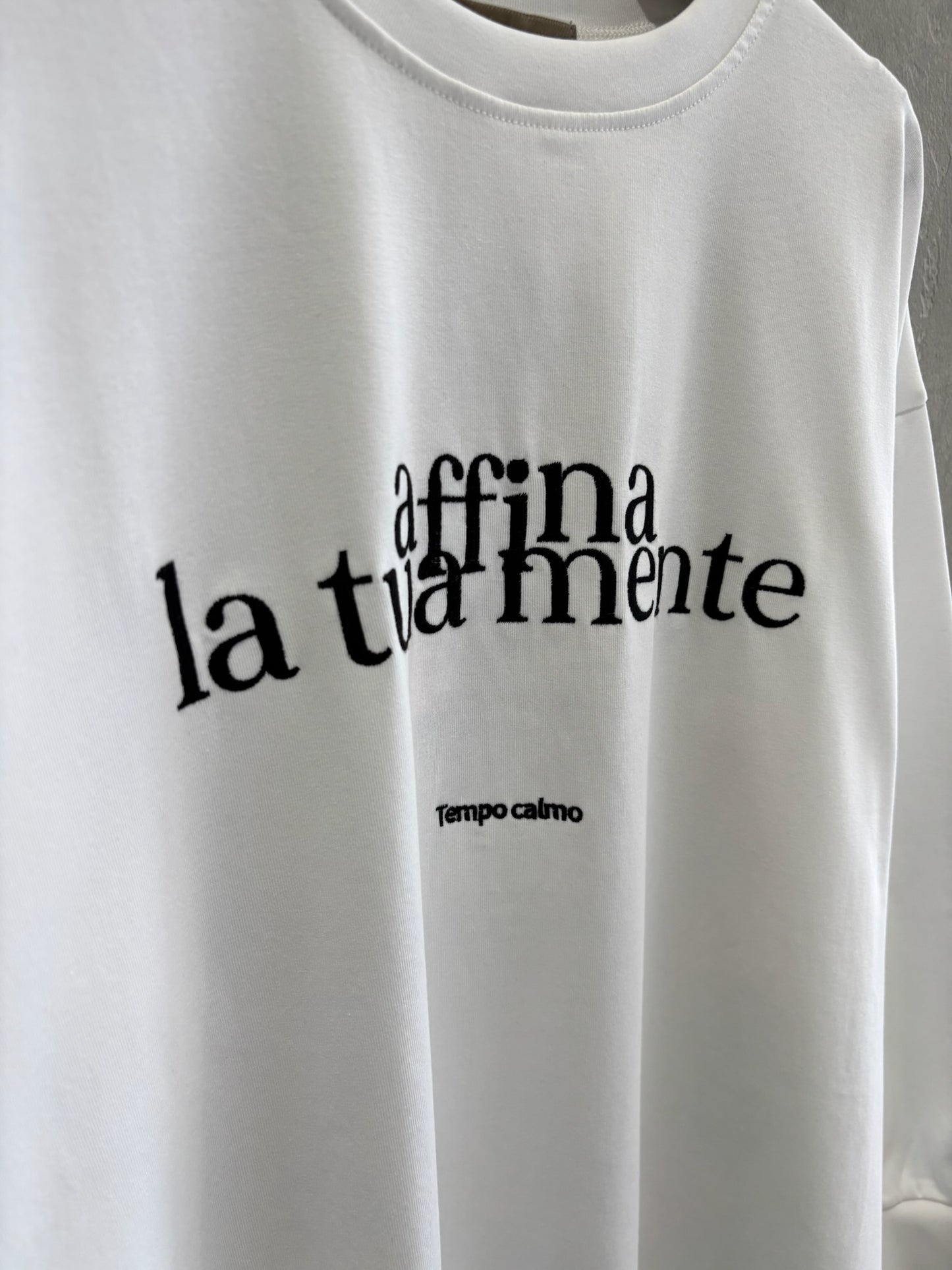 刺繍ロゴカットソー／Anna Kerry