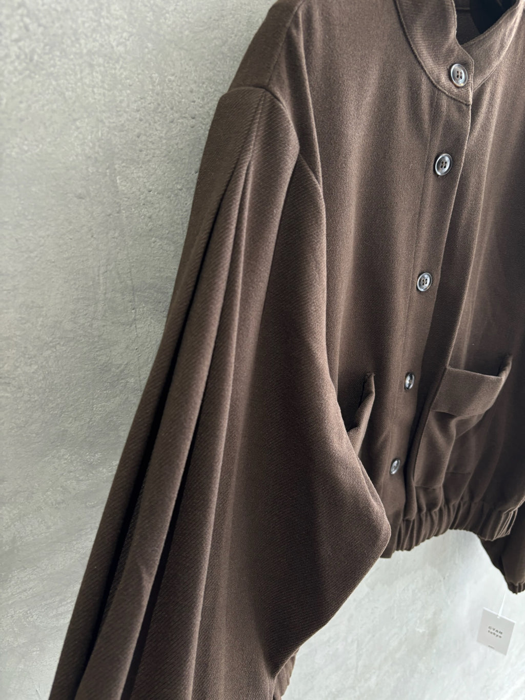 ワイドスリーブウーリーショートブルゾン／CYAN tokyo