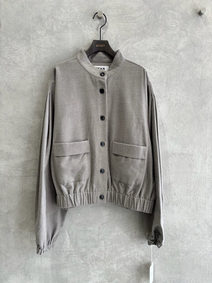 ワイドスリーブウーリーショートブルゾン／CYAN tokyo