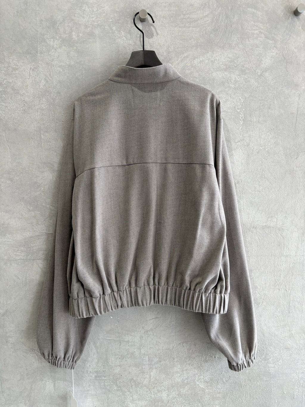 ワイドスリーブウーリーショートブルゾン／CYAN tokyo