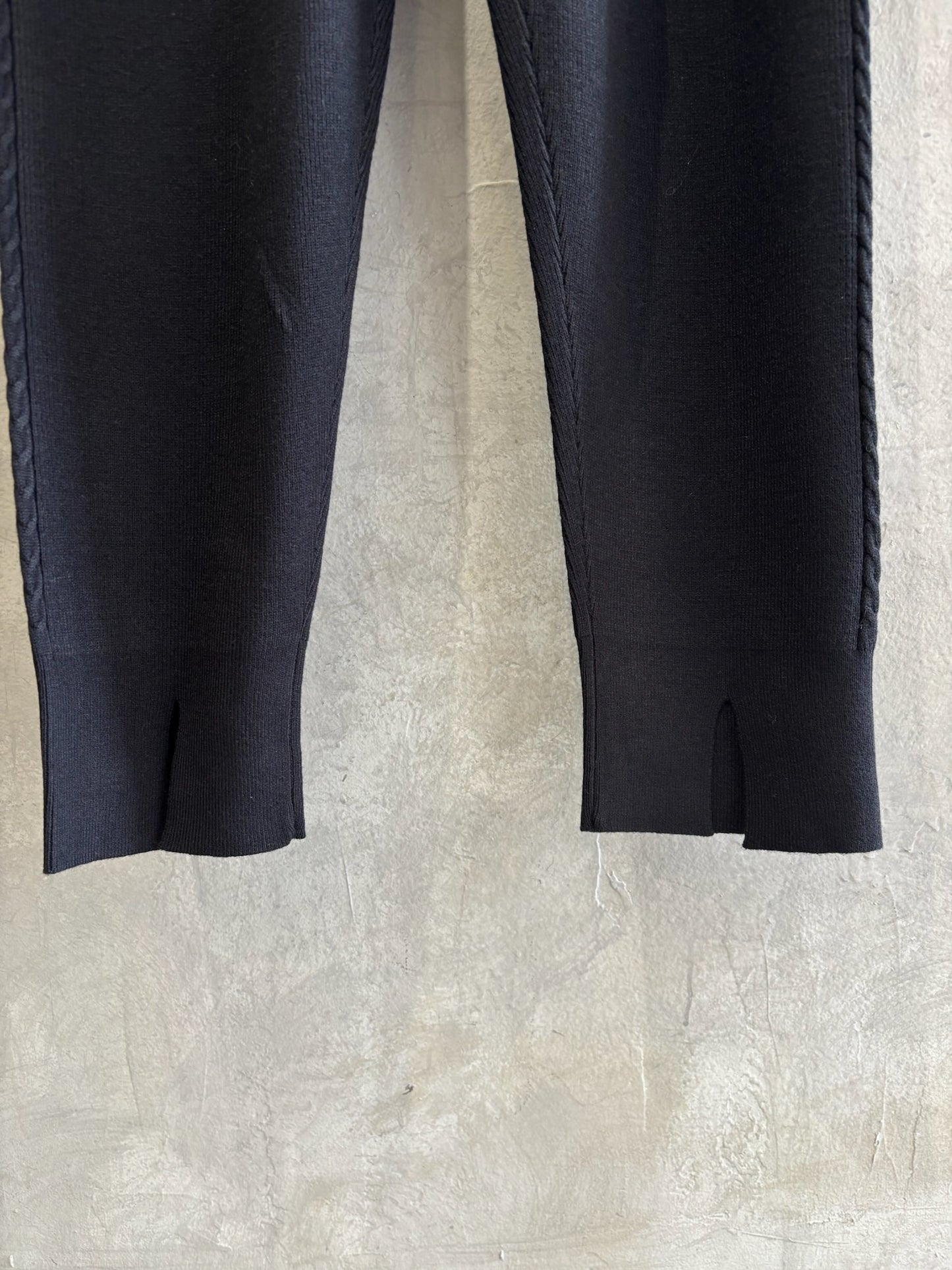 ケーブルラインニットジョガーパンツ／CYAN tokyo