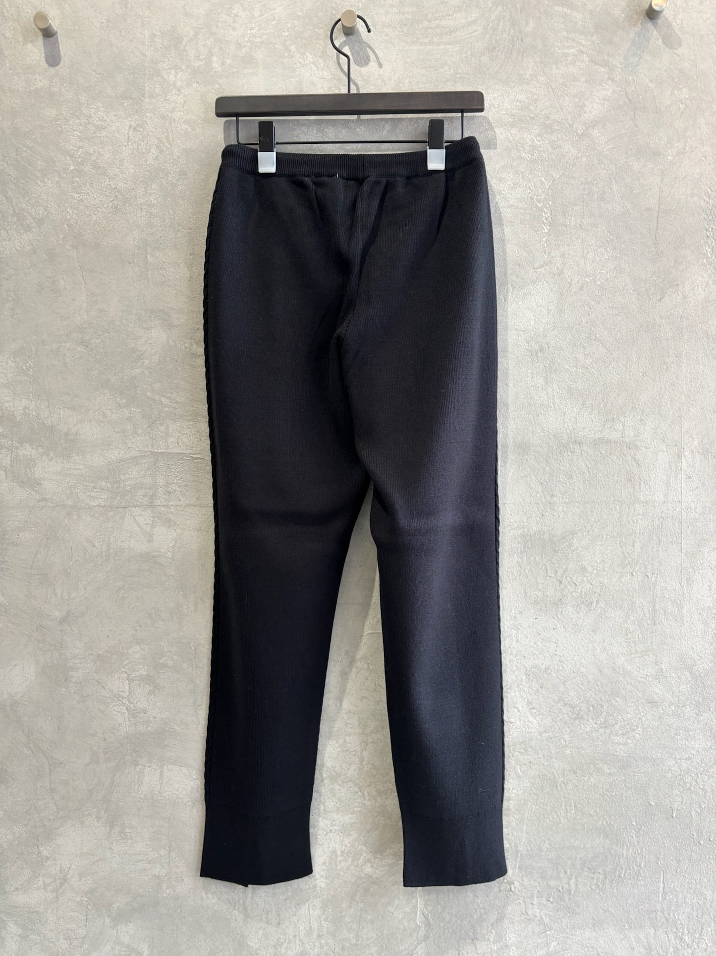 ケーブルラインニットジョガーパンツ／CYAN tokyo