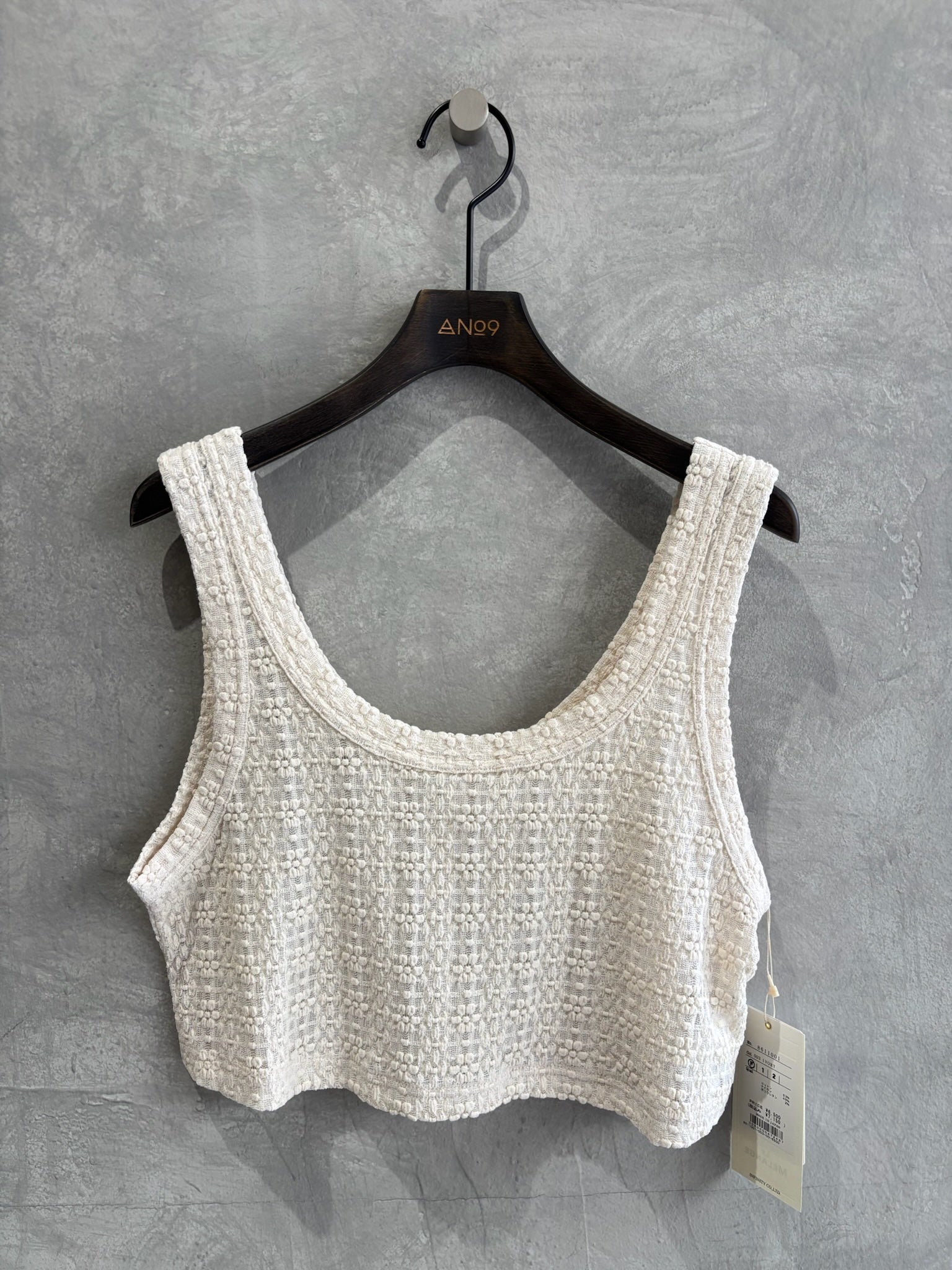 ショート丈キャミソール／8611001／LE MÉLANGE