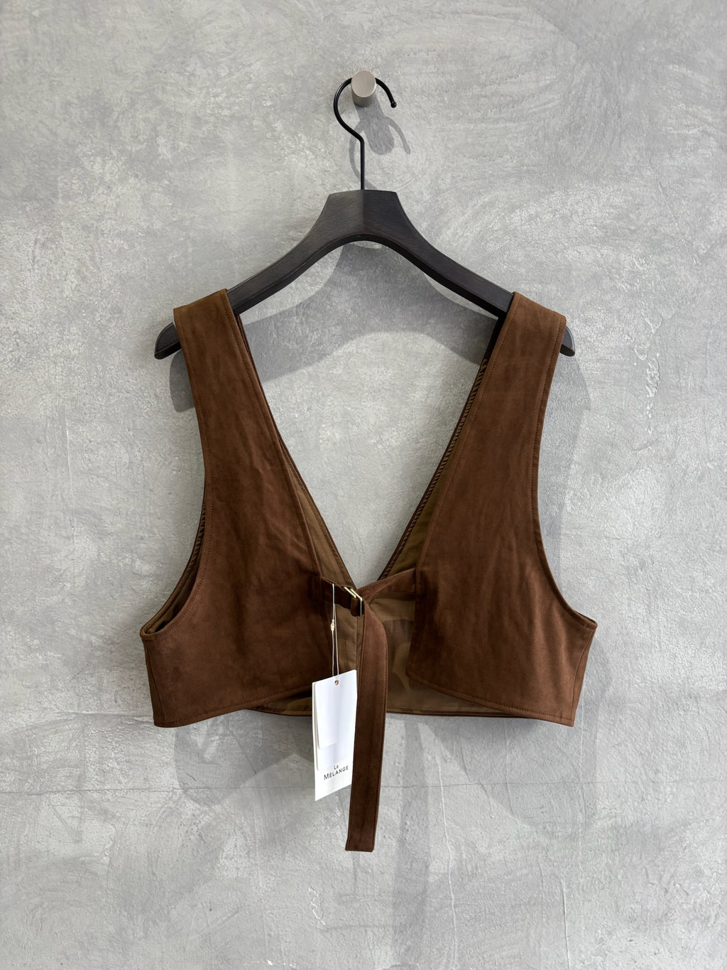 ECOスウェードベスチェ／8613701／LE MÉLANGE