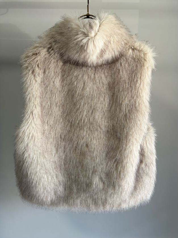 受付終了【予約⚡︎販売】フェイクファーベスト／MG JK-26100-A／MARGAUX VINTAGE／2026 AW＃1